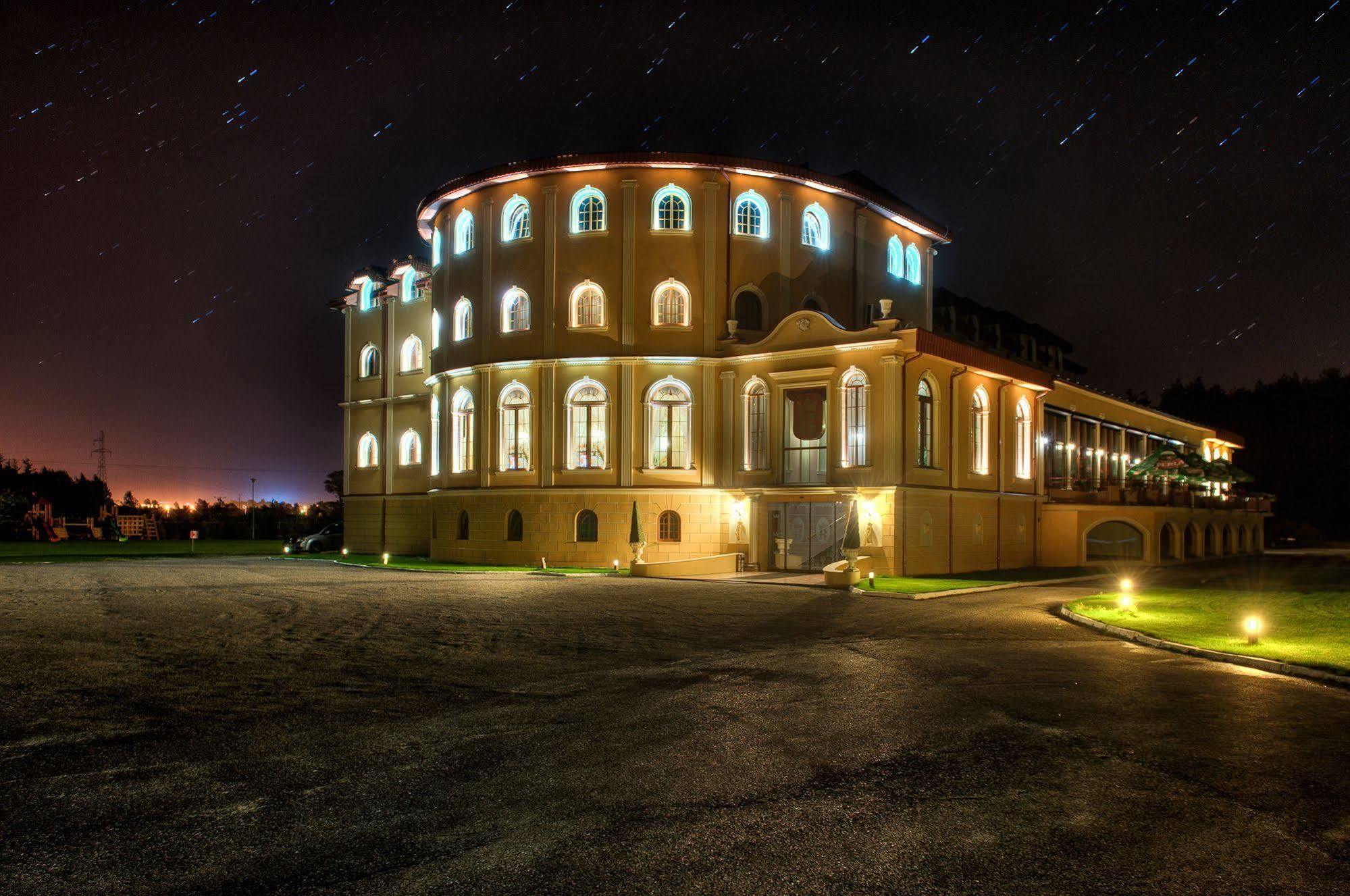 Hotel Krolewski Janow Lubelski Exterior photo